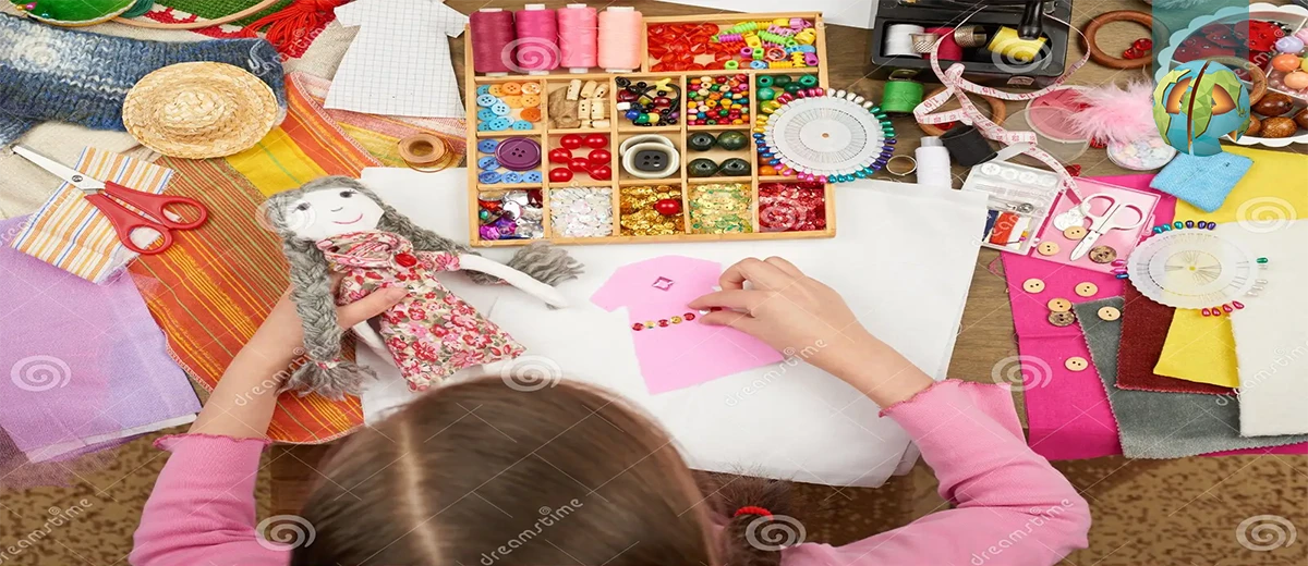 عروسک دست ساز