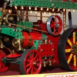 چطور خلاقیت بچه‌ها با مدیک مکانو افزایش پیدا می‌کنه؟