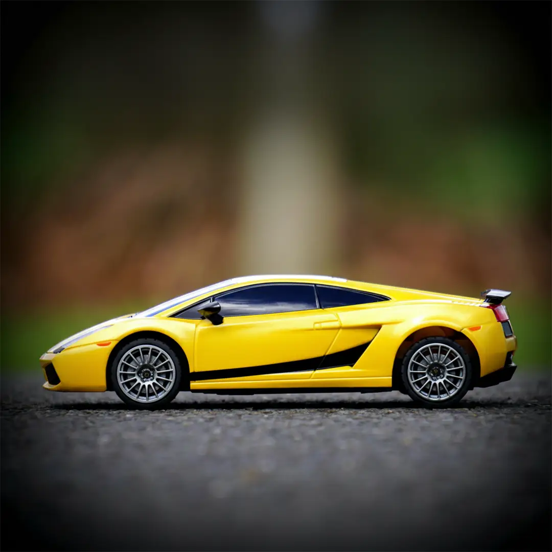 عکس ماشین اسباب بازی